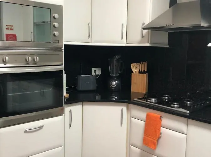 Madeira Paradise * كانيكو