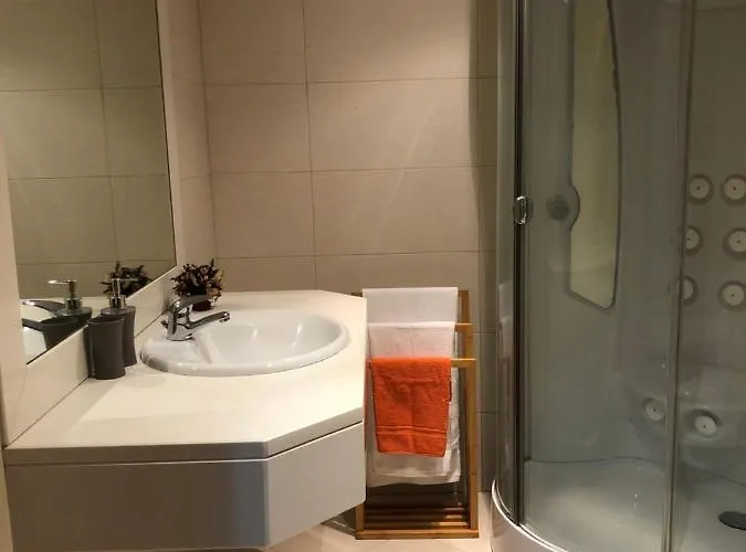 Madeira Paradise * كانيكو